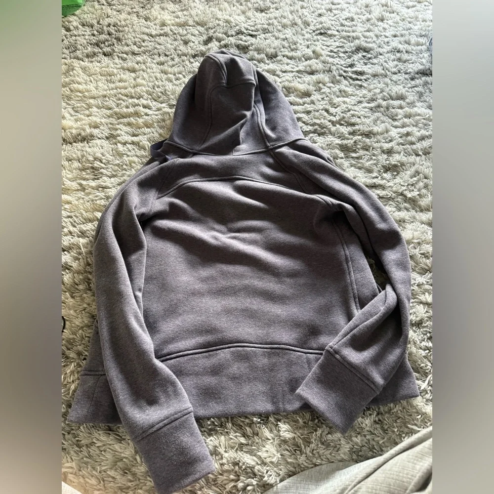 lululemon athletica Women's Scuba Hoodie - Picture 6 of 8